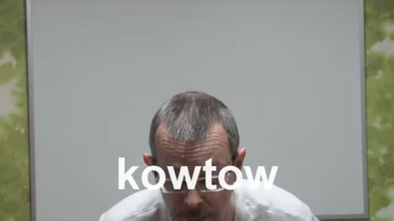 Easy English Expression 76 - (to) kowtow - khúm núm / luồn cúi