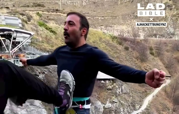 Guy Freaks Out at Bungee Jump