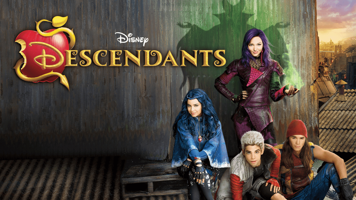 Lời dịch Rotten to the Core (Descendants) - Dove Cameron, Cameron Boyce, Booboo Stewart, Sofia Carson - ảnh 1