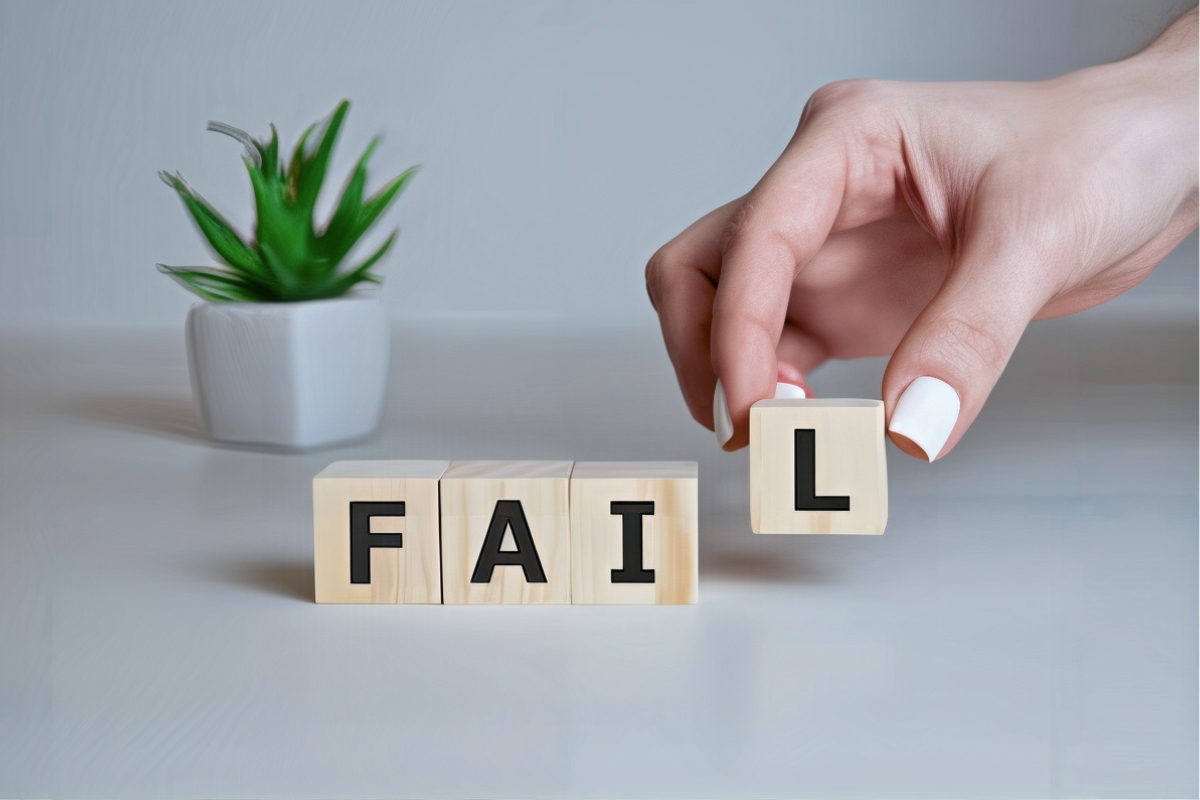 10 từ vựng đồng nghĩa với "Fail"