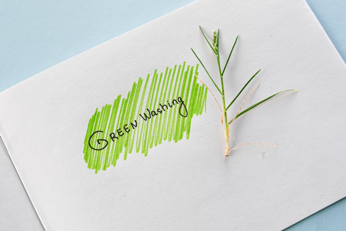 "Greenwashing" là gì? Thuật ngữ Tiếng Anh cần biết trong lĩnh vực tiếp thị