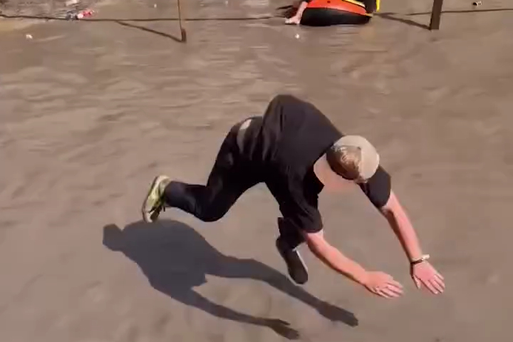 Lễ Hội Đầm Lầy Florida Cực Cháy