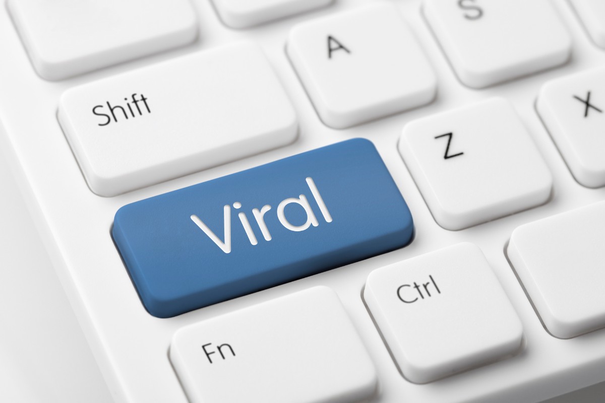 10 cụm từ Tiếng Anh "viral" trên mạng xã hội
