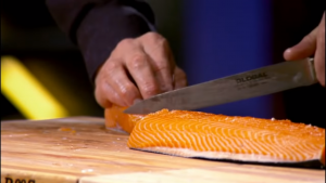 Filleting Salmon - Làm Phi Lê Cá Hồi
