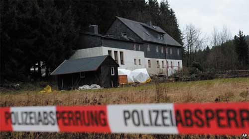 Cảnh sát ở Đức đã bắt giữ kẻ ăn thịt người - German policeman arrested in possible 'cannibal' case
