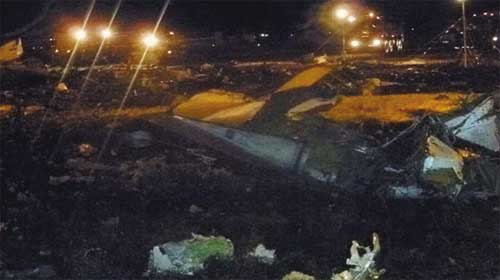 Tai nạn máy bay ở Nga làm hàng chục người chết - Dozens dead in Russian plane crash
